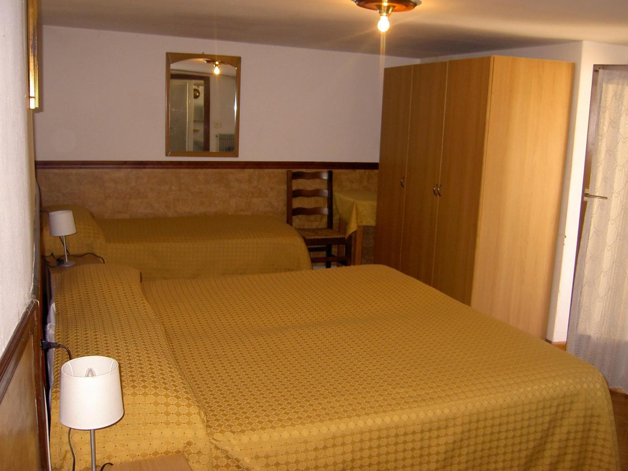 Hotel Doria Nago-Torbole Exterior photo