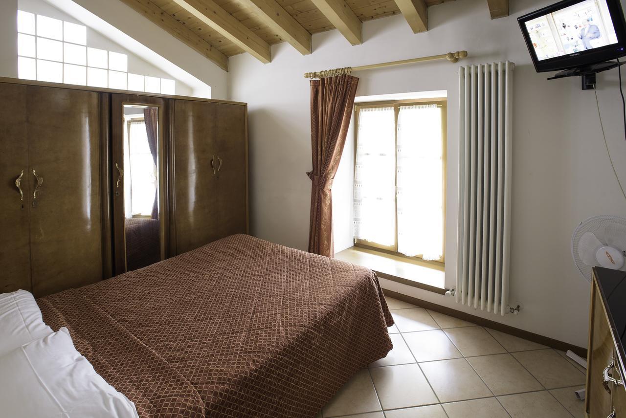 Hotel Doria Nago-Torbole Exterior photo